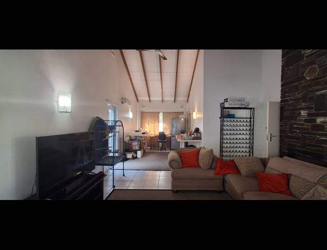 4 BEDROOM FREEHOLD FOR SALE IN WESTBROOK